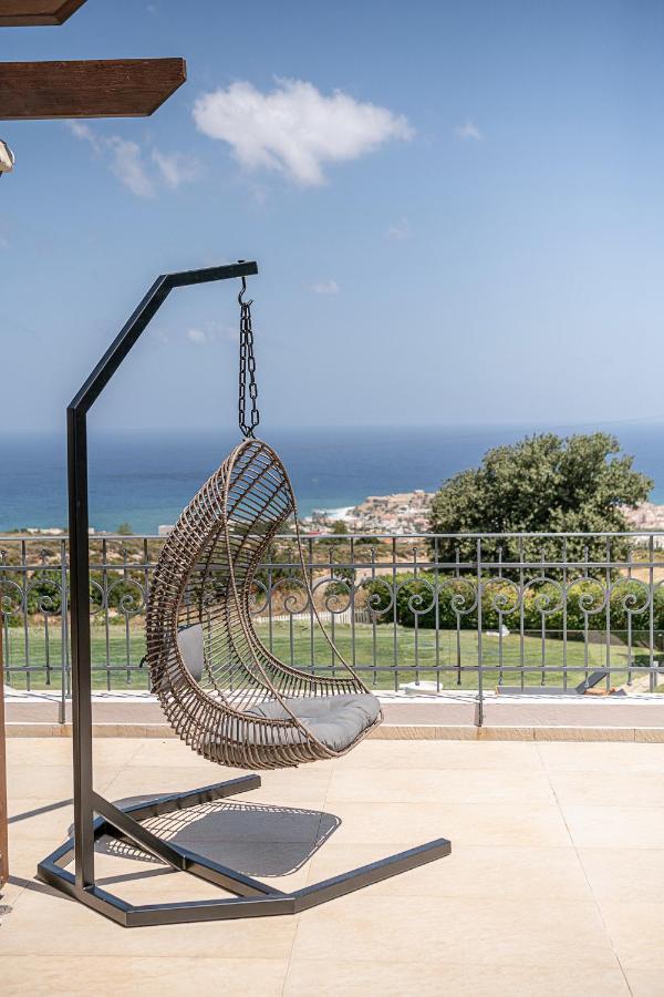 Villa Heora - The Floating Residence Tria Monastiria Екстер'єр фото